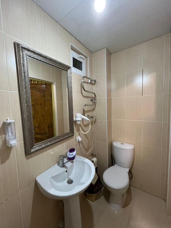 Guest House Esma Sukhumi Exterior photo